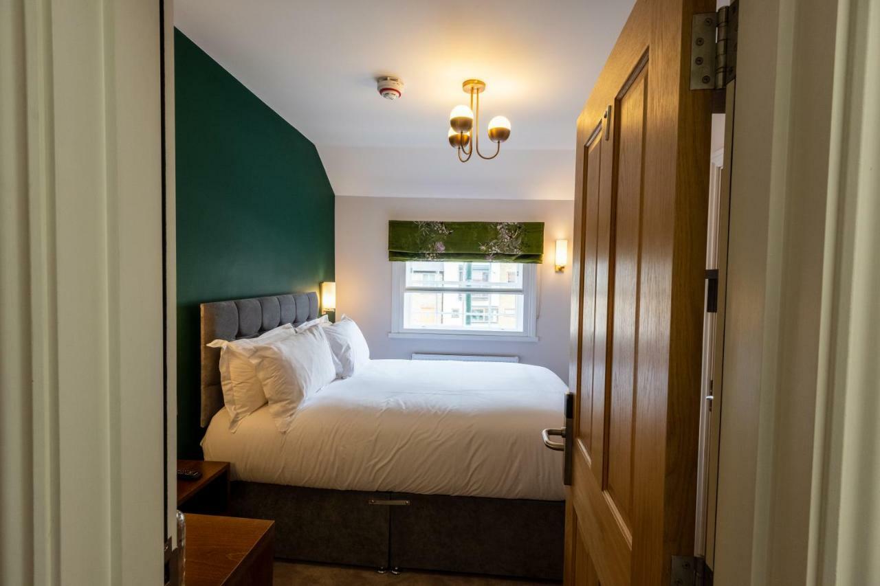 The Kings Arms Hotel Kingston upon Thames  Ngoại thất bức ảnh